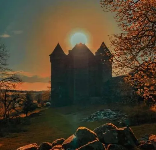 Semesterbostad La Grange De Melaual Soulages-Bonneval